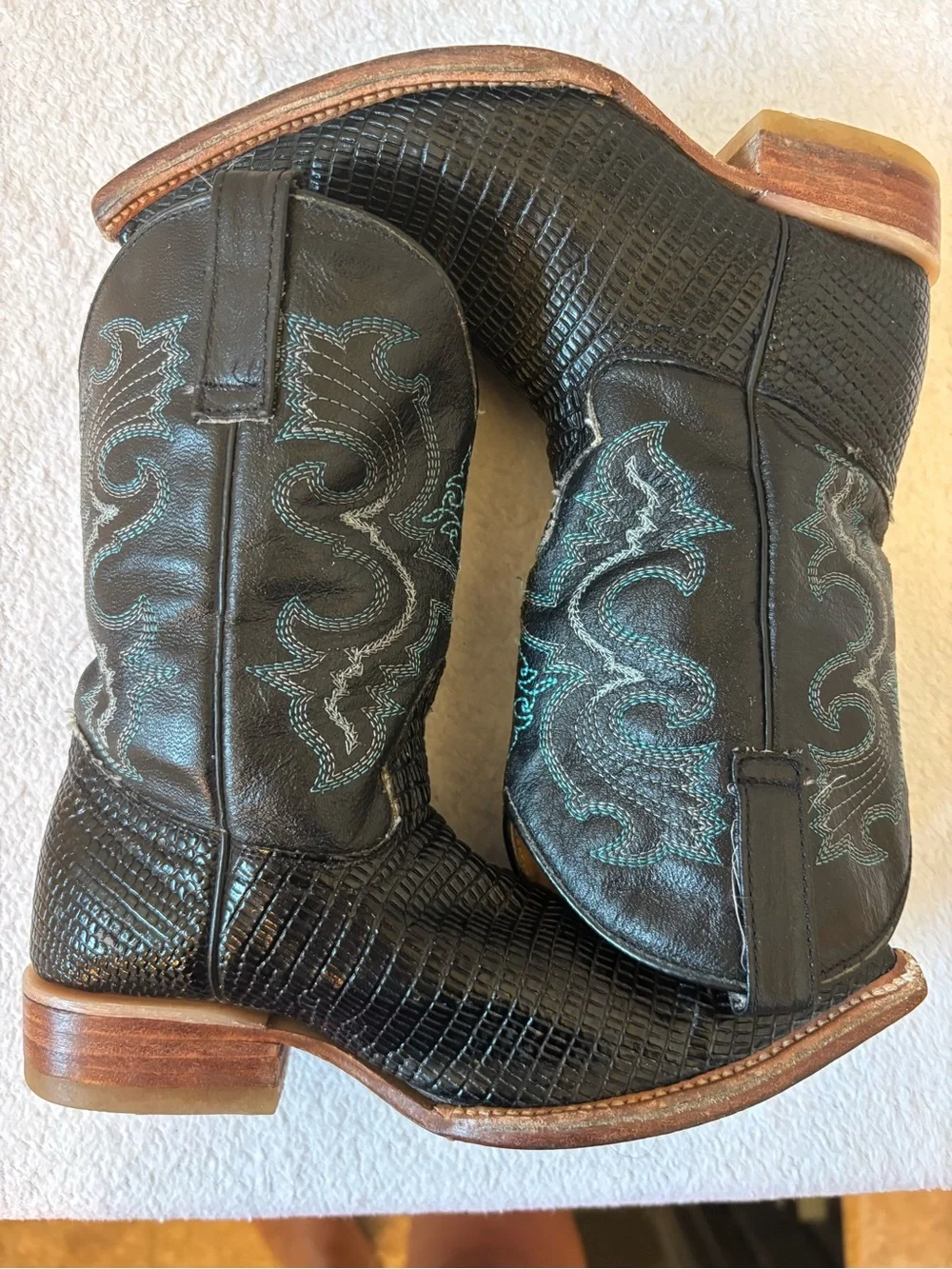 Children’s Black Textured Leather Western Boots with Turquoise Stitching Size 11